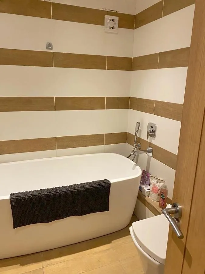 Hébergement de vacances Bevendean Beach Hut - Modern 5 Bedroom House, With Parking Hove